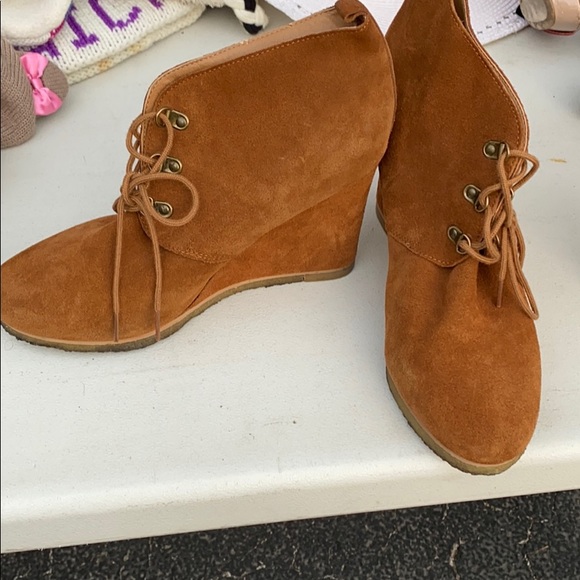 Steve Madden Booties - Picture 2 of 3